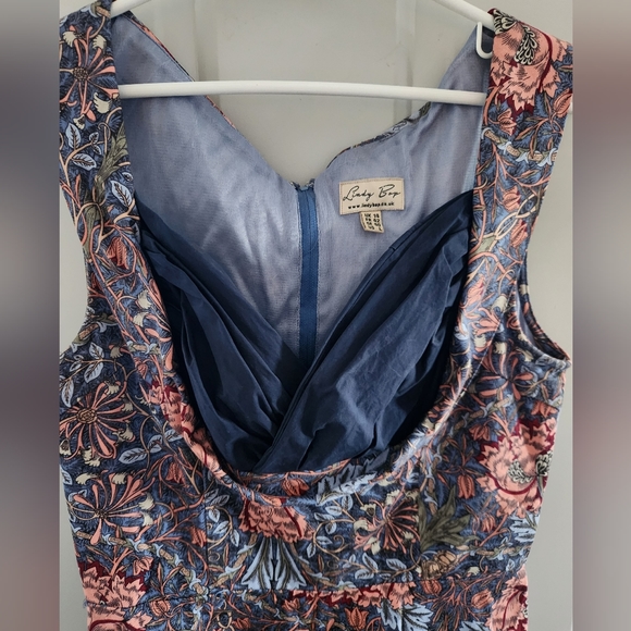 Lindy Bop Ophelia Floral Dress - Picture 2 of 6